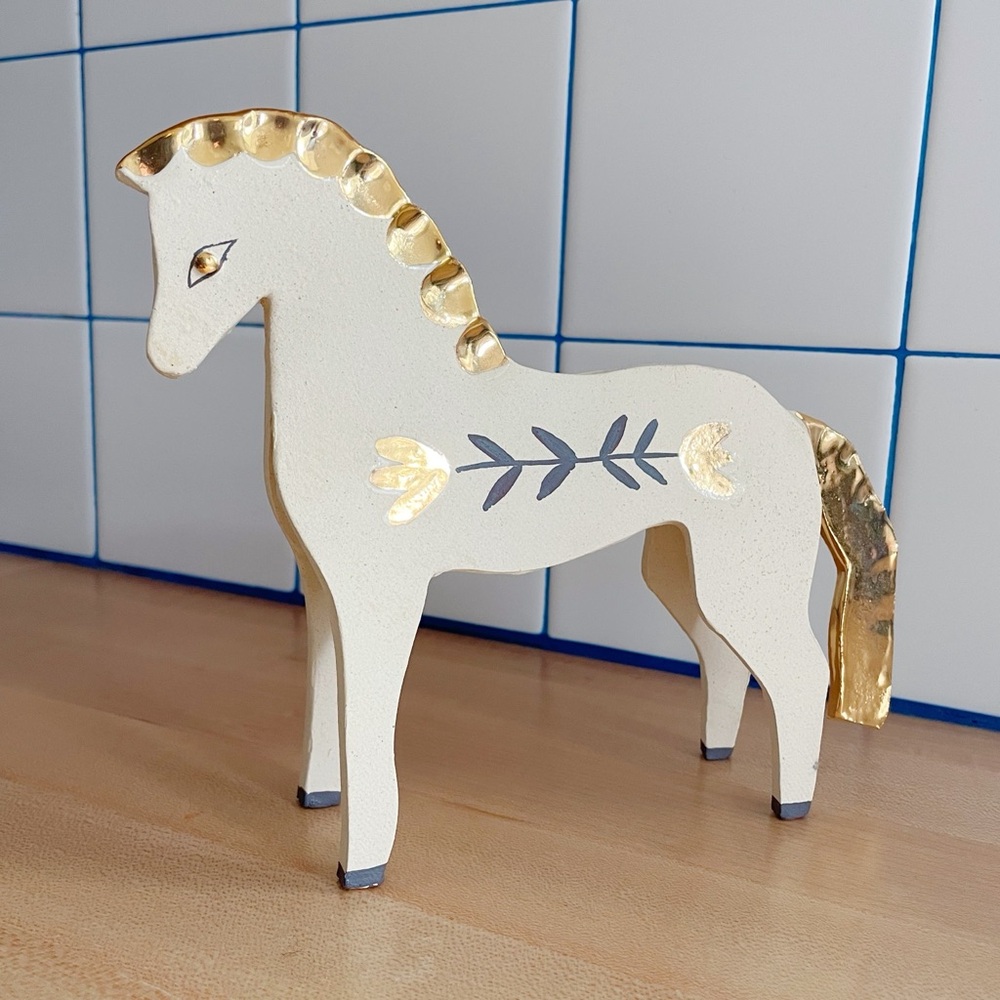 Handmade Horse Sculpture by Christiana Hedlund